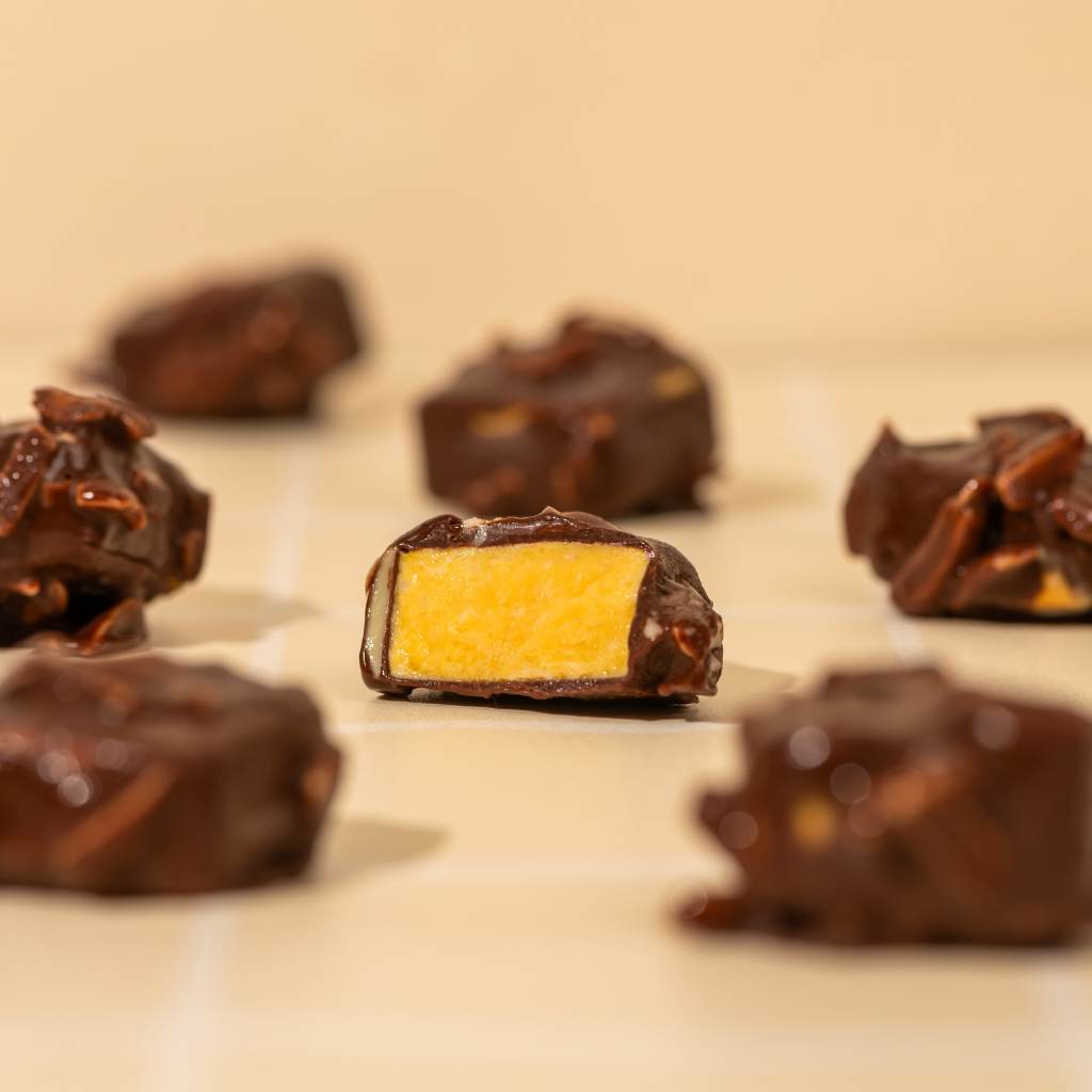 Mango Dark Chocolate कCAO Poppers